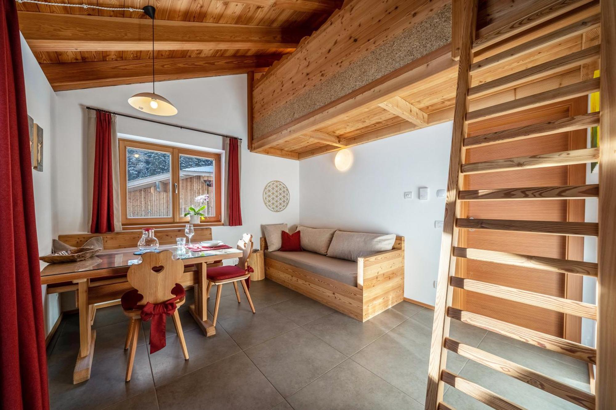 Ferienhaus Larch Soge Apt Karin ราชีเนส ภายนอก รูปภาพ